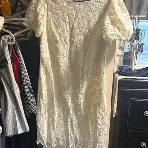 Elegant Cream Lace Dress-Jessica Howard Size 16